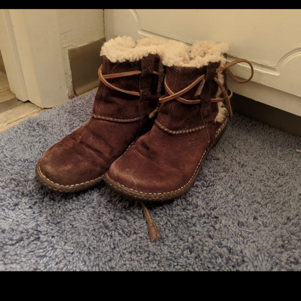 Ugg ankle boot